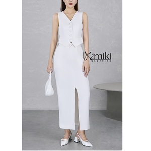 Chaleco de Sarga Estructurada para Mujer, Estilo Oficina, Cuello en V, Cierre de Botón, Estilo Americano, Teñido Liso, de Vietnam, Modelo KA11 - Product Image 2
