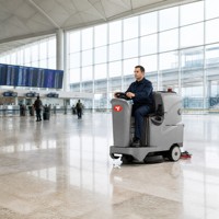 Nettoyeur-sécheur de sols électrique professionnel CleanHorse X4 580 mm 24 V 100 Ah, autoporté