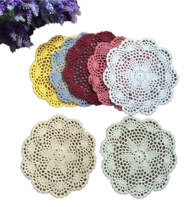 Elegante Mantel Individual Moderno Tejido a Mano, Ecológico, para Decoración de Mesa de Té y Juego de Posavasos, Diseño Artesanal - Product Image 1