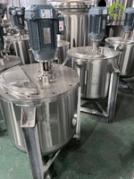Cuve de mélange industrielle en acier inoxydable pour chocolat et confiserie avec chemise chauffante pour la transformation des bonbons, du cacao et du chocolat