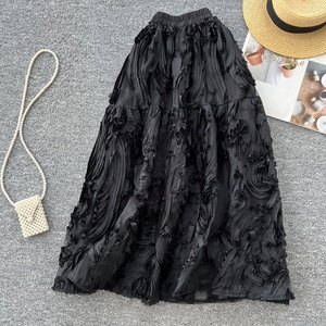 Jupe mi-longue élégante pour femme, taille haute, style rétro, polyvalente et amincissante, nouvelle collection Printemps 2026, vente en gros pour boutiques - Product Image 2