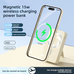 Batterie externe magnétique sans fil à charge rapide 22,5 W, 20000 mAh, compatible 15 W, chargeur portable avec câbles intégrés - Product Image 4