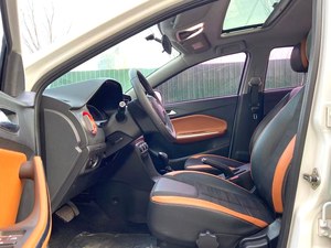 <span class=keywords><strong>Chery</strong></span> Tiggo 3x 1.5L Luxury <span class=keywords><strong>Auto</strong></span> 2017, SUV Compatto Urbano, Economico e Facile da Guidare, Ben Attrezzato e Scelta Affidabile - Product Image 4