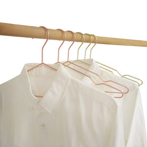 YIKAI, venta al por mayor, colgador de alambre de cobre dorado Ross a granel, colgador de ropa de alambre de Metal Popular personalizado, soporte para ropa de oro rosa - Product Image 2