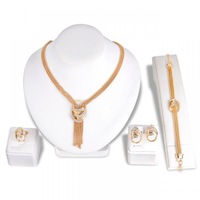 Nouvel ensemble de bijoux 4 pièces pour femmes, accessoires en cristal plaqué or
