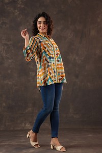Camisa tipo túnica con estampado geométrico abstracto, cierre de botones, corte holgado, manga larga, blusa de moda contemporánea para mujer - Product Image 4
