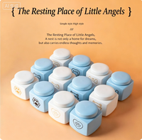 Urne funéraire carrée en céramique bleu clair avec empreinte de patte mignonne, pot hermétique pour cendres de crémation pour petits chiens et chats