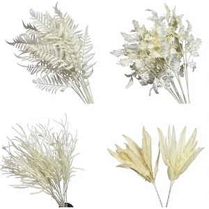 Feuille de fougère artificielle blanche, imitation immortelle, chrysanthème argenté, décoration de mariage HH-2214 - Product Image 1