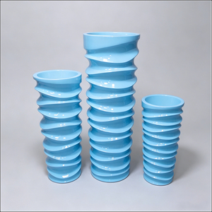 Maceta contemporánea de fibra de vidrio con ribete dorado, macetas modernas decorativas para el hogar. - Product Image 4