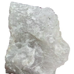 Sumber Quartz silika polos: Sempurna untuk produksi kaca, langsung dari tambang Pakistan