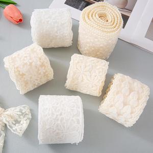 Ruban de dentelle brodé à bords ondulés pour vêtements et sous-vêtements, emballage de Noël et rubans cadeaux - Product Image 3