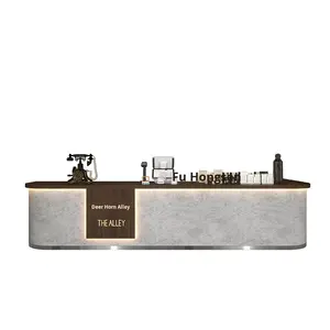 Bureau de réception commercial de style industriel en panneaux de bois carrés, hauteur réglable, pour boulangerie, café, restaurant - Product Image 1