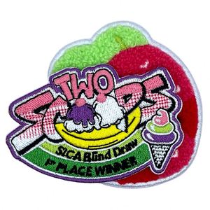 Badge brodé personnalisé en forme de dessin animé, thermocollant, pour serviette ou sweat à capuche - Product Image 3