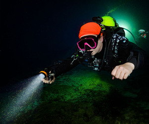 Đèn pin lặn hang động ORCATORCH D620 D630, sử dụng dưới nước 150m, đèn <span class=keywords><strong>LED</strong></span> XHP70 <span class=keywords><strong>2700</strong></span> lumen, đèn pin lặn tách rời, kèm 4 pin 18650 - Product Image 6