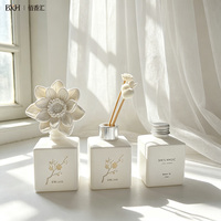 Diffuseur de parfum en verre style basique d'usine, fleur en céramique, logos et couleurs personnalisables, huiles essentielles longue durée, décoration d'intérieur Diwali
