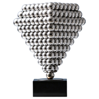 Sculpture abstraite Art Déco moderne en acier inoxydable 304 poli miroir, forme de boule de diamant, statue de table en métal, artisanat