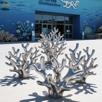 Entrée d'aquarium personnalisée pour l'extérieur 304/316SS Statue de corail de polissage miroir Sculpture de corail géante en acier inoxydable pour la décoration publique