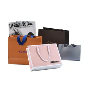 Luxus Business Shopping Geschenk verpackung Tasche für Geschenke Hochzeits feier Geschenk benutzer definierte elegante Papiertüte für Kleidung kosmetischen Kaffee
