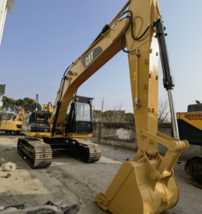 รถขุดมือสอง CAT 320D2 เครื่องจักรก่อสร้างคุณภาพสูง รถขุด 20 ตัน Cat320D2 สำหรับขาย - Product Image 6