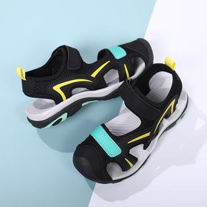 2025 été nouvelles sandales à bout fermé pour garçons enfant en bas âge chaussures de plage boucle sangle fermeture plat antidérapant semelle souple maille respirante - Product Image 4