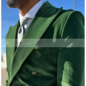Completi da <span class=keywords><strong>uomo</strong></span> in velluto a coste verdi da <span class=keywords><strong>uomo</strong></span> 2 pezzi con risvolto a punta set di Blazer doppiopetto per ufficio d'affari per festa di nozze da <span class=keywords><strong>uomo</strong></span> - Product Image 3