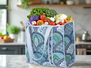 Bolso Tote Acolchado de Algodón con Paneles Estilo Bohemio, Abierto por Arriba, Ligero, Amplio, para Todo el Verano, Color Sólido, Reversible - Product Image 1