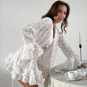 En stock, vêtements de maison imprimés pour femmes, vêtements de nuit en coton, ensemble de vêtements de détente pour femmes en deux pièces, ensemble de pyjama à volants pour femmes en gros - Product Image 3