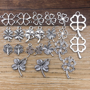 Colgante de Trébol de Cuatro Hojas de Aleación Plateada Antigua para Accesorios de Joyería DIY, Paquete de 20 Piezas - Product Image 1