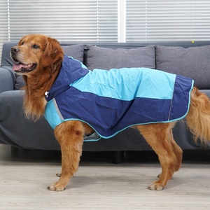 Haustierzubehör Hundebekleidung Topseller Modischer Kontrastfarben-Hunde-Regenmantel Wasserdichter Kapuzen-Regenponcho Jacke für Große Hunde Regenmantel - Product Image 3