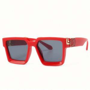 Lunettes de soleil carrées à grande monture tendance avec logo personnalisé, protection UV400, pour hommes et femmes - Product Image 3