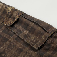 Salopette en coton mélangé à imprimé léopard, design tendance de rue, pantalon ample à jambes larges, pantalon multi-poches pour homme