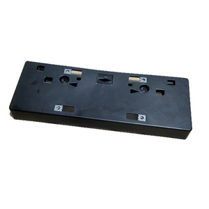 กรอบป้ายทะเบียนหน้ารถ Lexus รุ่น 52114-50480 แบบตะขอพลาสติก ระยะห่างรู 200 มม. - Product Image 5