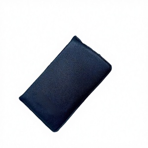 Nueva Cartera Larga de Cuero PU para Mujer, Bolsillo para Tarjetas, Color Sólido, Simple, Especial, Bordada, con Cierre de Cremallera y Forro de Poliéster - Product Image 1