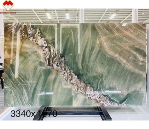 Panel de pared de losa de cuarcita verde de lujo con forma de diamante retroiluminado, chapa de piedra de cuarcita brasileña verde bosque - Product Image 5