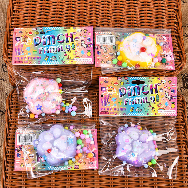 กรงเล็บแมวขนาดเล็กหยิกผสมสีเพลง