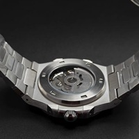Orologio Automatico da Uomo 41mm, Quadrante Scheletrato Nero, Acciaio Inossidabile Argento, Vetro Zaffiro, Compatibile con Movimento NH38, MOQ 1