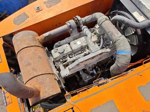 Excellent état DOOSAN Machines industrielles DE08TIS Moteur diesel Prix bon marché d'usine sur la vente de machines en acier d'occasion d'origine! - Product Image 3
