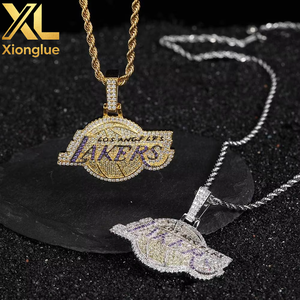 Colgante Personalizado de Equipo con Baño de Oro 18k, Estilo Hiphop Bling Iced Out 5A CZ, Venta al por Mayor - Product Image 6