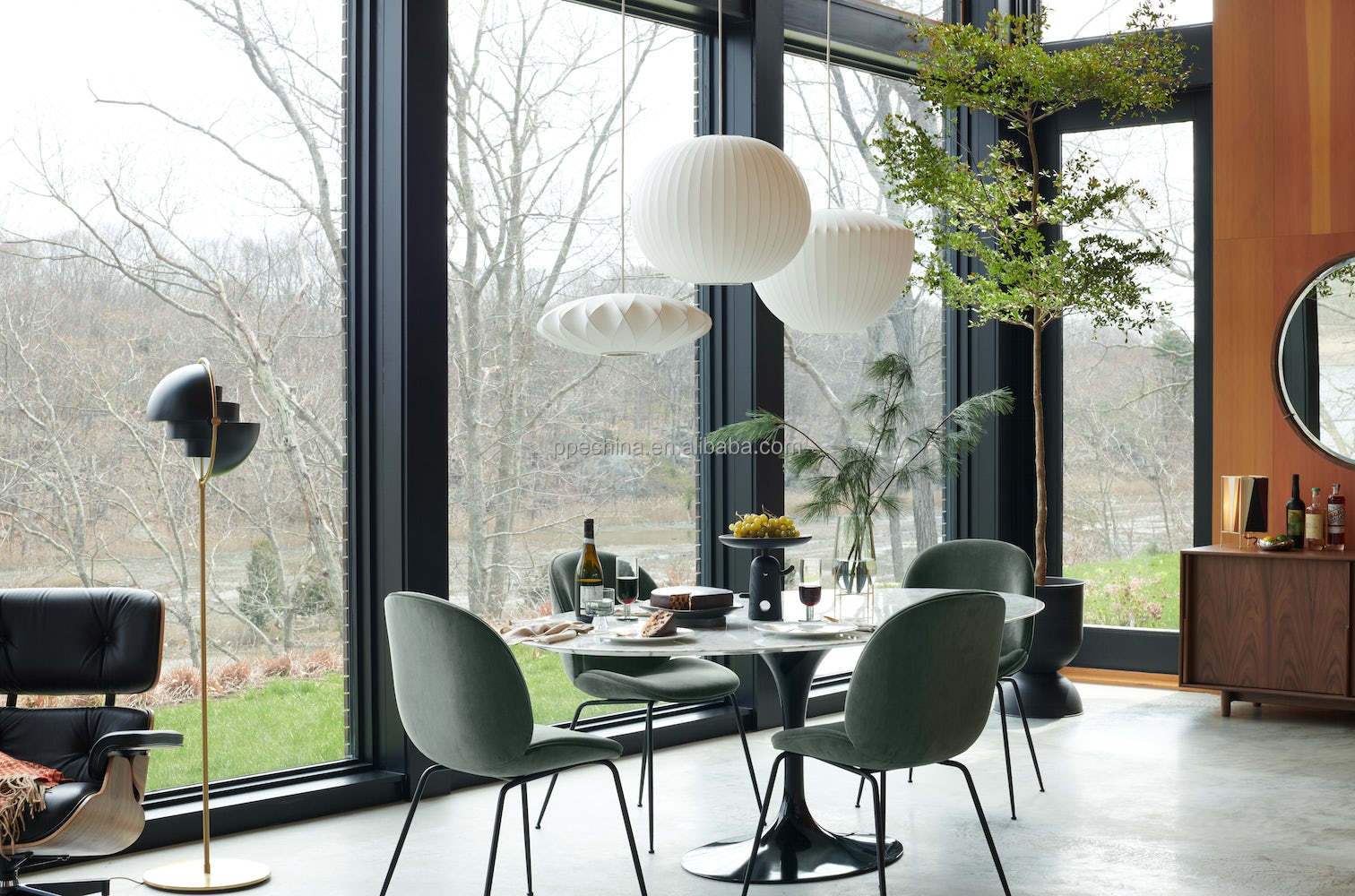 Wholesale Italian Classic Luxury Modern Living Comfortable Dining Chair Home Furniture Wooden Fabric Customized Chair