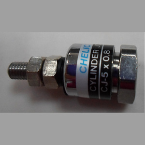 ข้อต่อทีเกลียวนอกแบบมินิ Chelic รุ่น CJ-5 X 0.8 ข้อต่อลมแบบแกน ขนาดเส้นผ่านศูนย์กลาง 20 มม. วัสดุทองแดง - Product Image 1