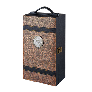 Boîte à vin rectangulaire personnalisée faite à la main, double capacité 750 ml, avec cuir PU et similicuir bois, kit de 2 outils à vin pour champagne - Product Image 1