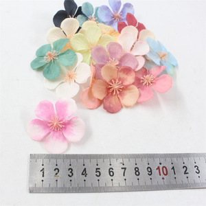 Fleurs artificielles uniques de cerisier en soie, pétales pour décoration de mariage, accessoires de coiffure, fournitures artisanales - Product Image 3