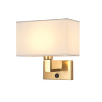 Applique murale LED moderne et simple en tissu pour lecture, chambre à coucher, chevet, avec prise décorative en aluminium et cuivre, pour hôtel et usage domestique