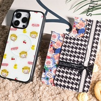 Coque de téléphone à panneau arrière magnétique remplaçable pour iphone 17 / 17pro/17promax/17air avec le lion de canard jaune doré