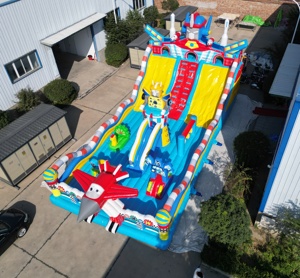 Grands châteaux gonflables à vendre à bas prix 2025 Blue Castle avec <span class=keywords><strong>toboggan</strong></span> de <span class=keywords><strong>piscine</strong></span> et support mural d'escalade Style personnalisé Taille et logo - Product Image 2