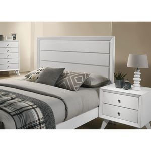 Letto matrimoniale bianco con 2 comodini, pannello con texture a onde, set di mobili da camera da letto contemporaneo in 3 pezzi - Product Image 1