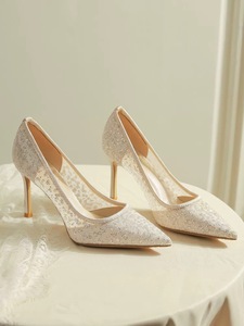Personalizado Señoras <span class=keywords><strong>Novia</strong></span> Zapato Punta estrecha Stiletto <span class=keywords><strong>Zapatos</strong></span> DE BODA Conjunto de malla de encaje blanco 8 cm Tacón <span class=keywords><strong>Zapatos</strong></span> de boda para La <span class=keywords><strong>novia</strong></span> - Product Image 3