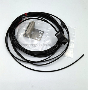 Sensores de Fibra Óptica Digitales RGB CZ-H37S, Cabezal de Sensor Reflectante con Cancelación de Brillo, Punto Pequeño - Product Image 3