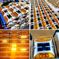 Borne de signalisation routière solaire haute intensité à LED clignotante, coque en aluminium, haute résistance, réfléchissante, type œil de chat, pour la sécurité routière
