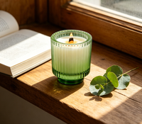 Luxuriöse Grüne Vertikal Gerippte Duftkerze mit Holzdocht Sojawachs Aromatherapie Wohndekor Yoga Erntedankfest Weihnachten